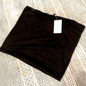 Beyond Yoga pocket infinity scarf